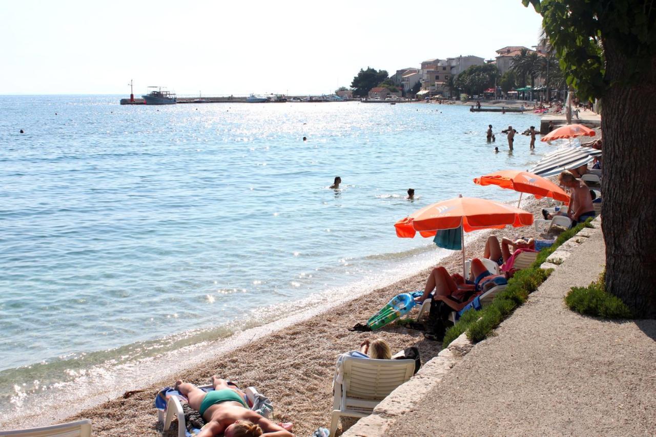 Apartments And Rooms With Parking Space Gradac, Makarska - 6819 Gradac  Extérieur photo
