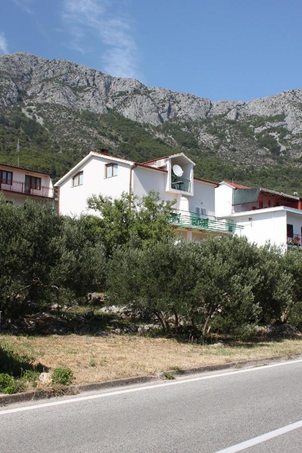 Apartments And Rooms With Parking Space Gradac, Makarska - 6819 Gradac  Extérieur photo