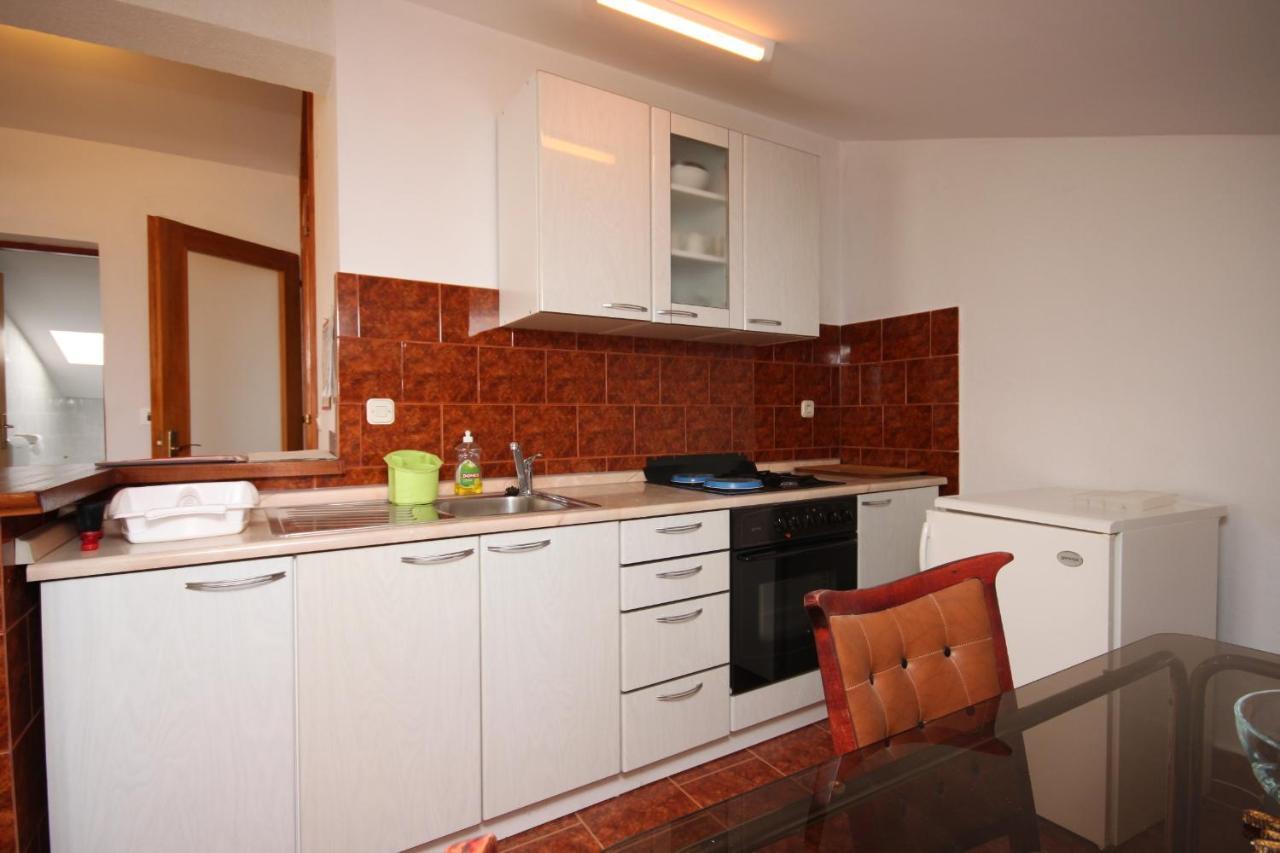 Apartments And Rooms With Parking Space Gradac, Makarska - 6819 Gradac  Extérieur photo