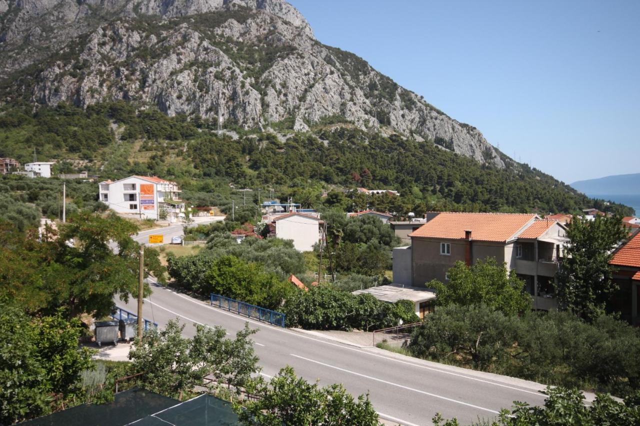 Apartments And Rooms With Parking Space Gradac, Makarska - 6819 Gradac  Extérieur photo