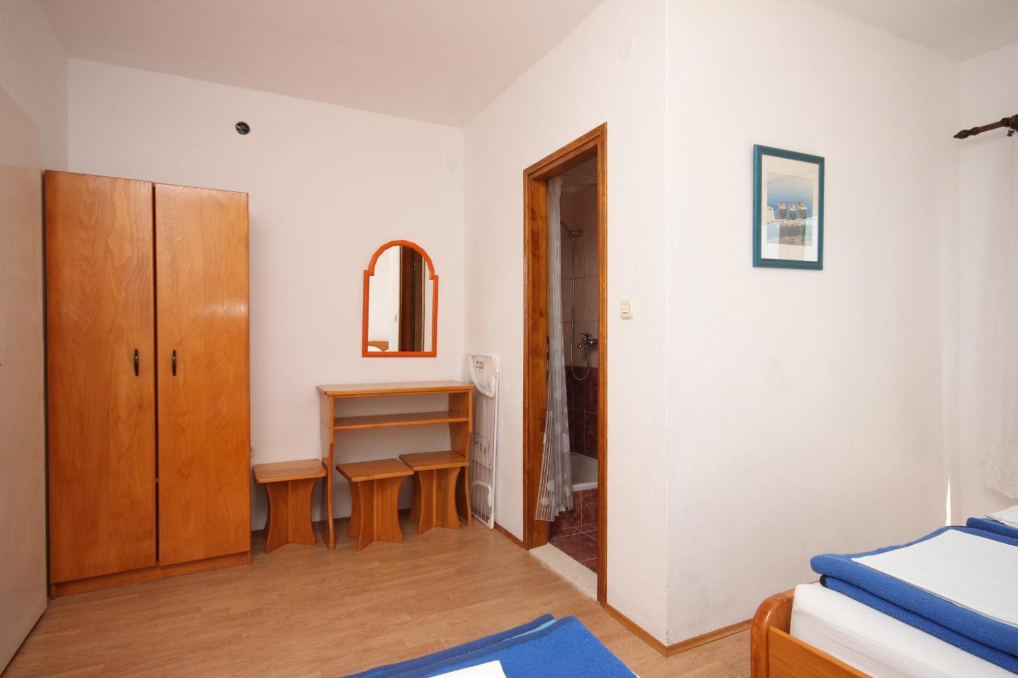 Apartments And Rooms With Parking Space Gradac, Makarska - 6819 Gradac  Chambre photo