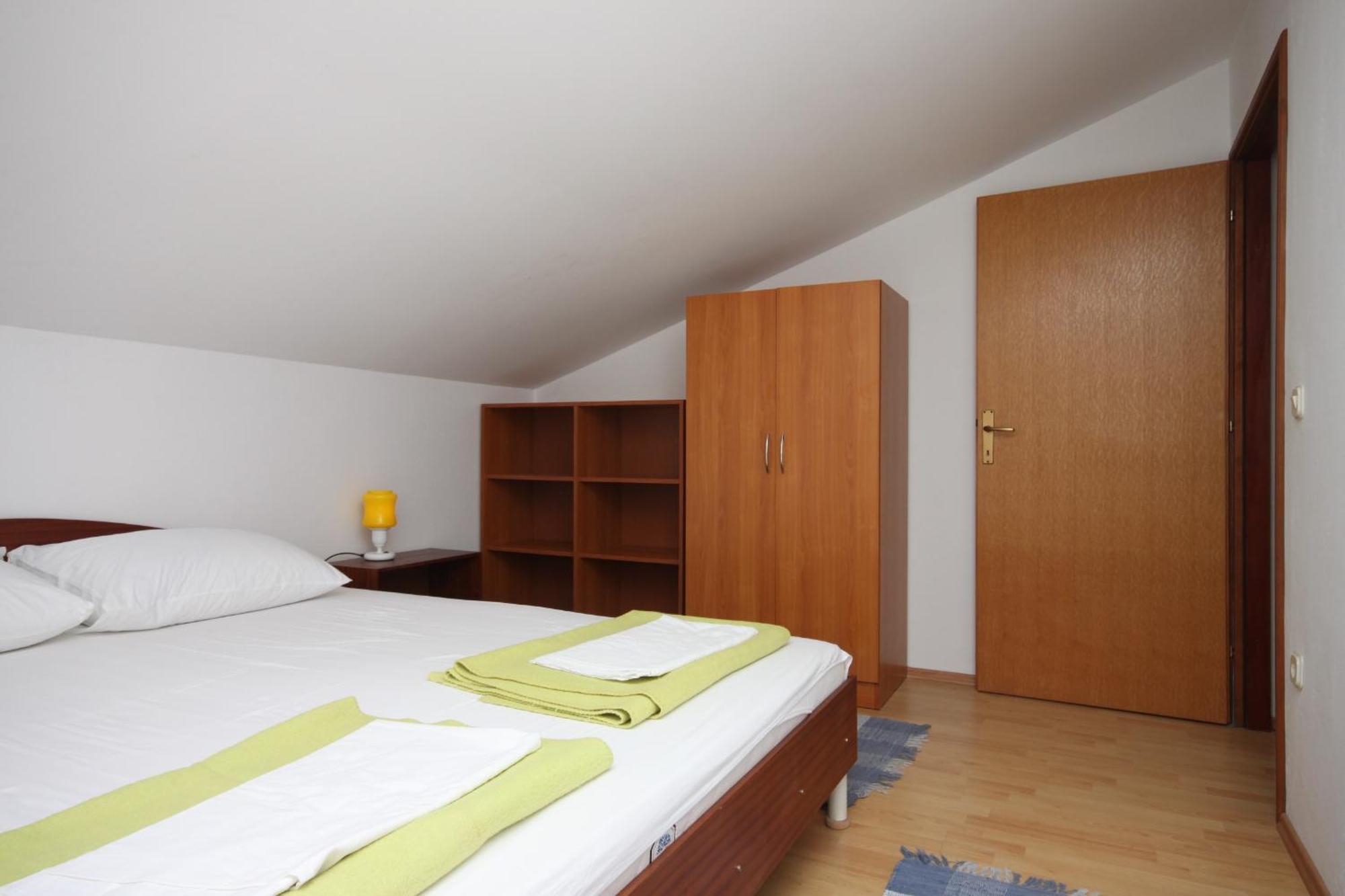Apartments And Rooms With Parking Space Gradac, Makarska - 6819 Gradac  Chambre photo
